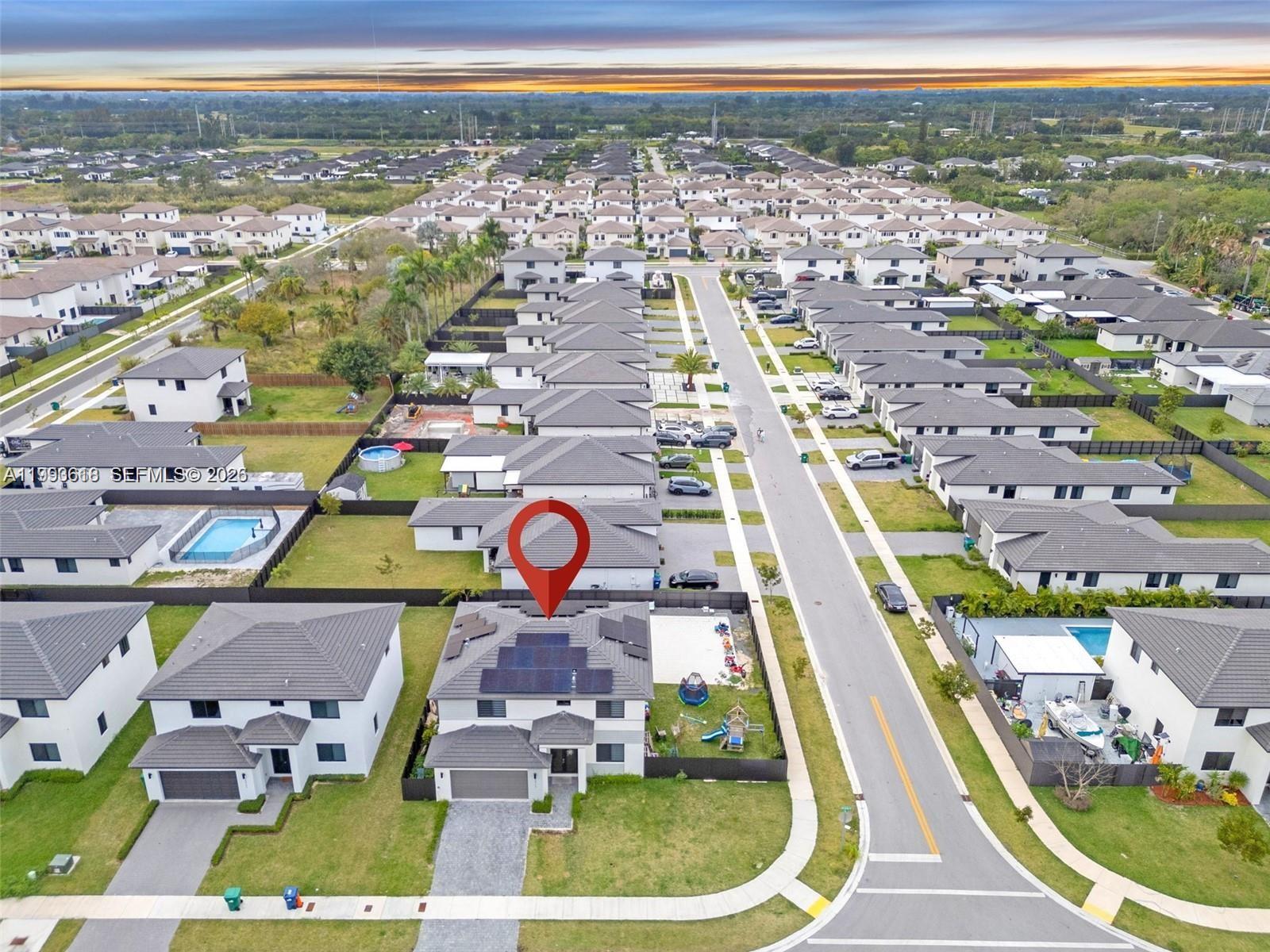 VENTURE HOMES - Residential