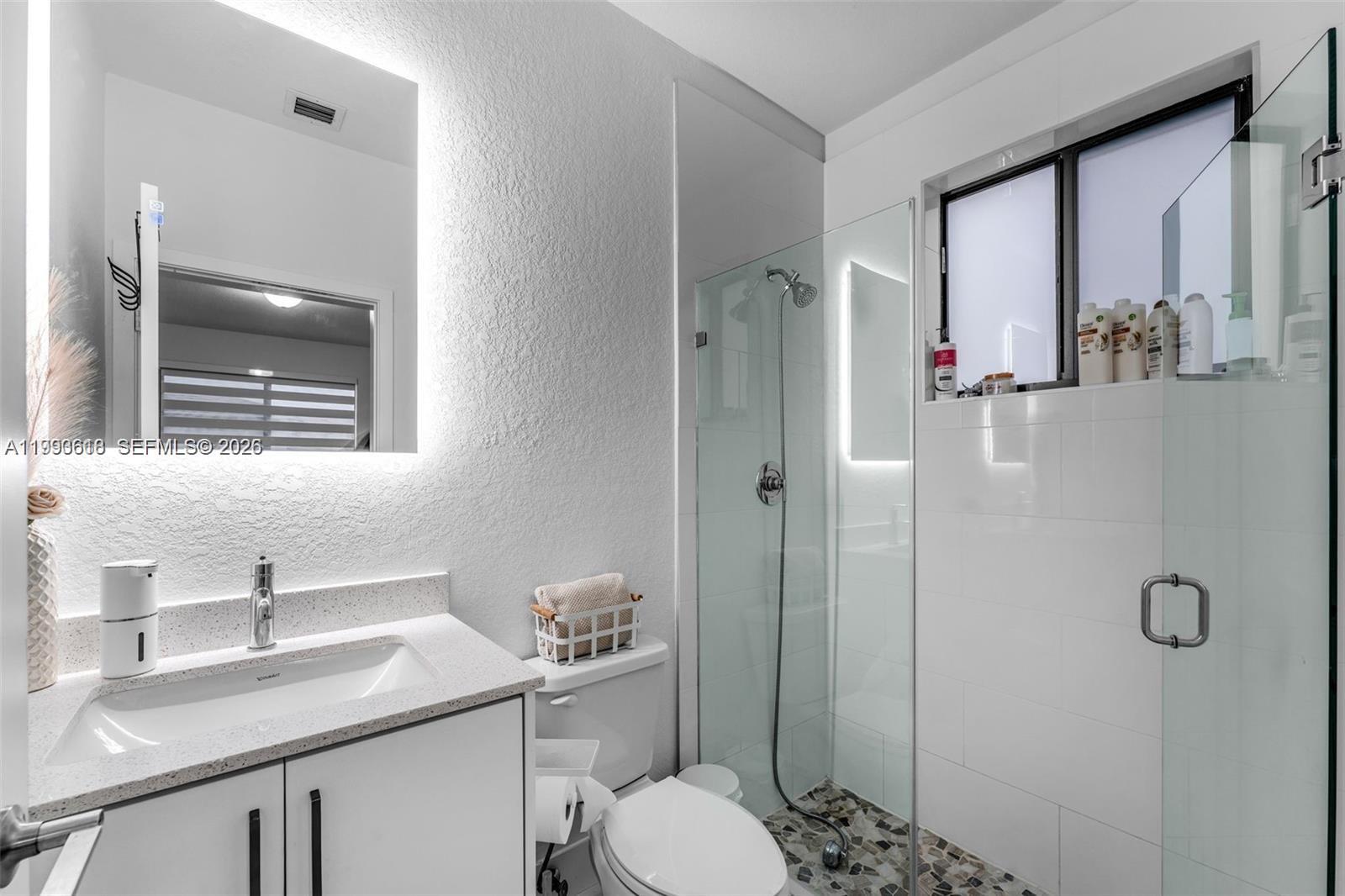 VENTURE HOMES - Residential