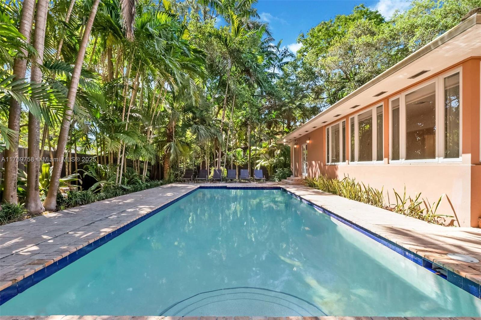 EAST UTOPIA - Residential