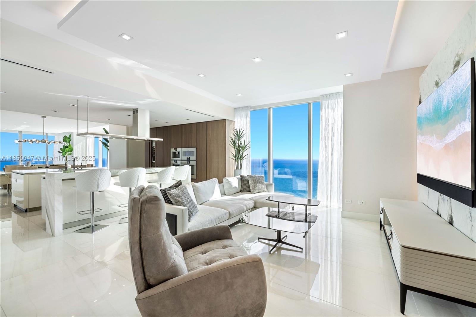 18501 Collins Ave 4504