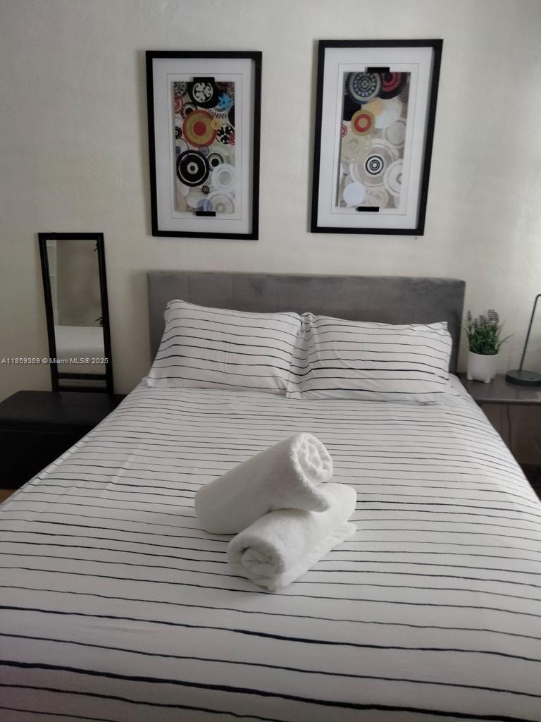 RIVERVIEW VILLAS CONDO - Residential Lease