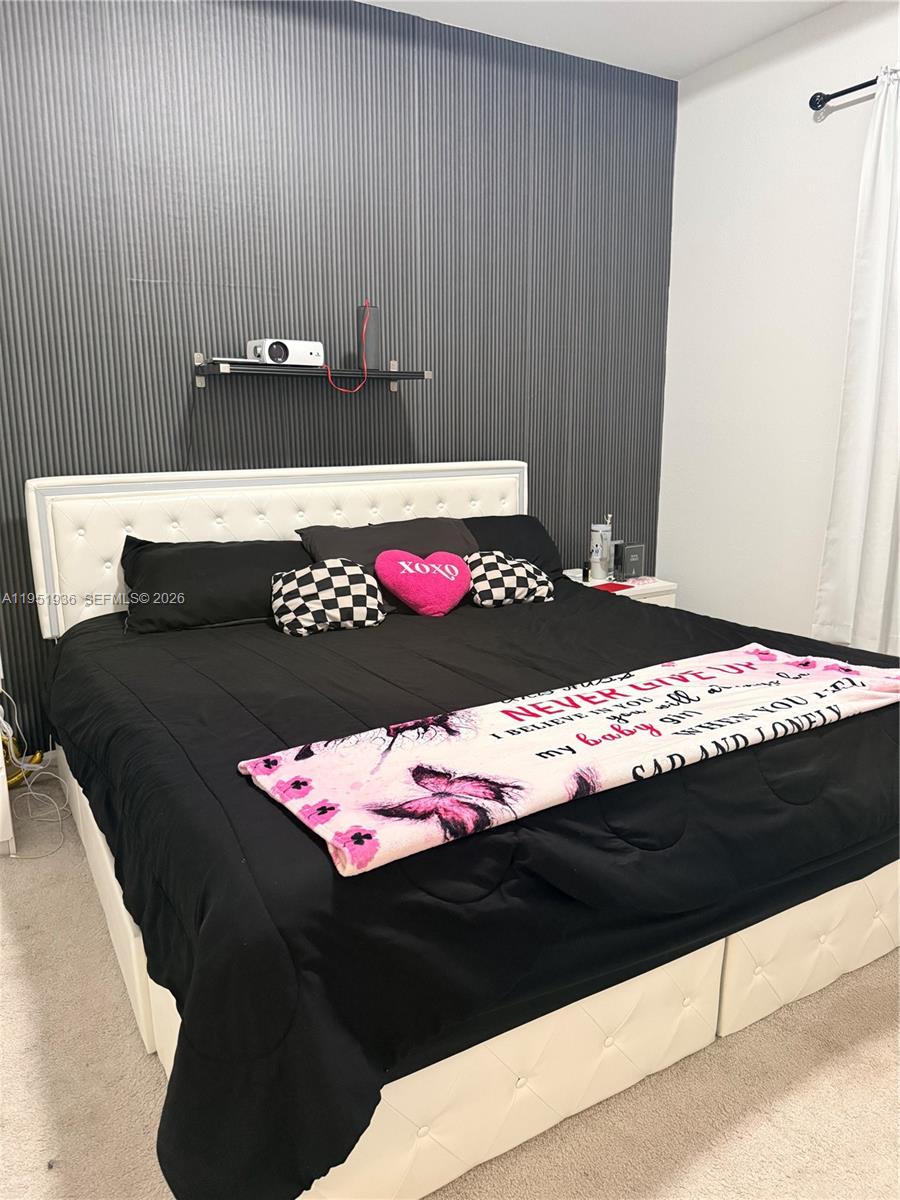 CEDAR POINTE - Residential