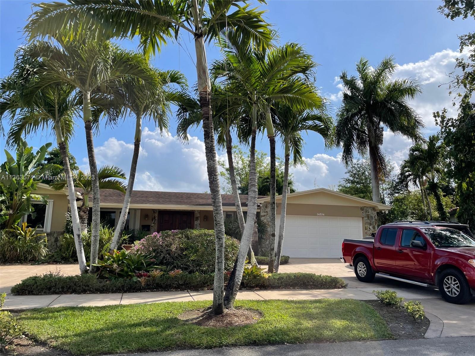 KENDALE LAKES SEC FIVE - Residential Lease