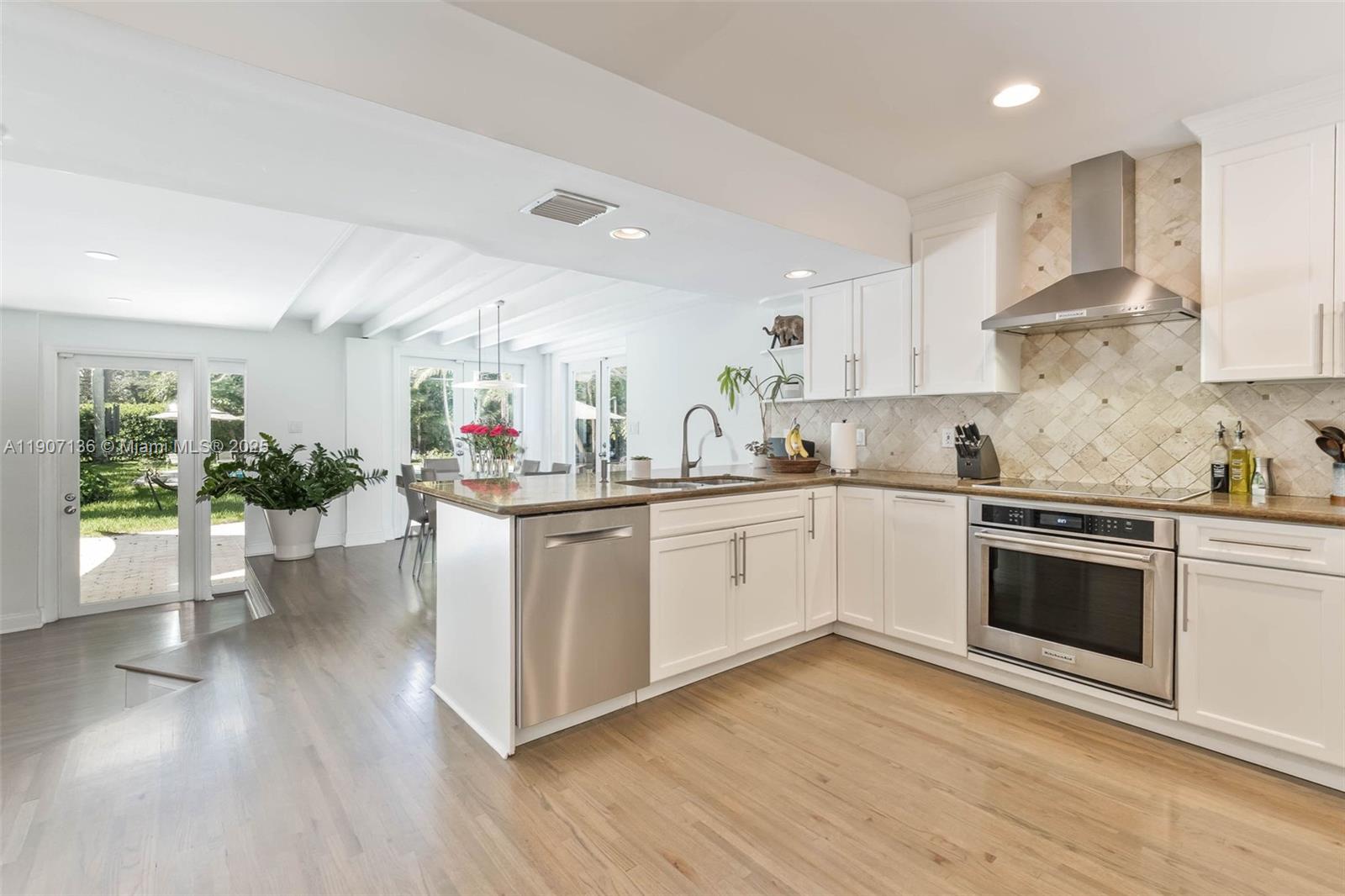 NORTH KENDALL - Residential Lease