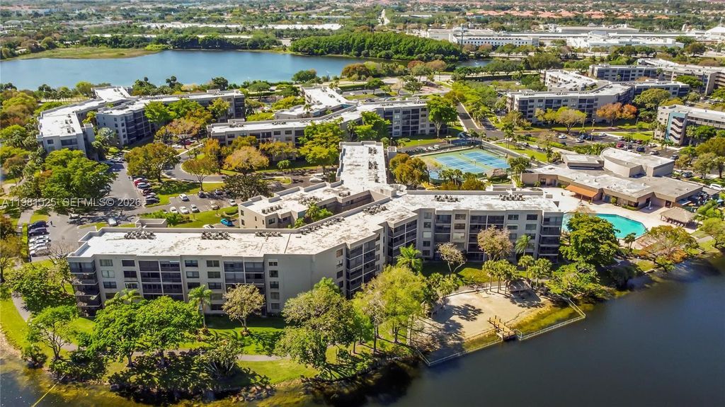 Photo of 1100 Colony Point Cir #201, Pembroke Pines, FL 33026 (MLS # A11981525)