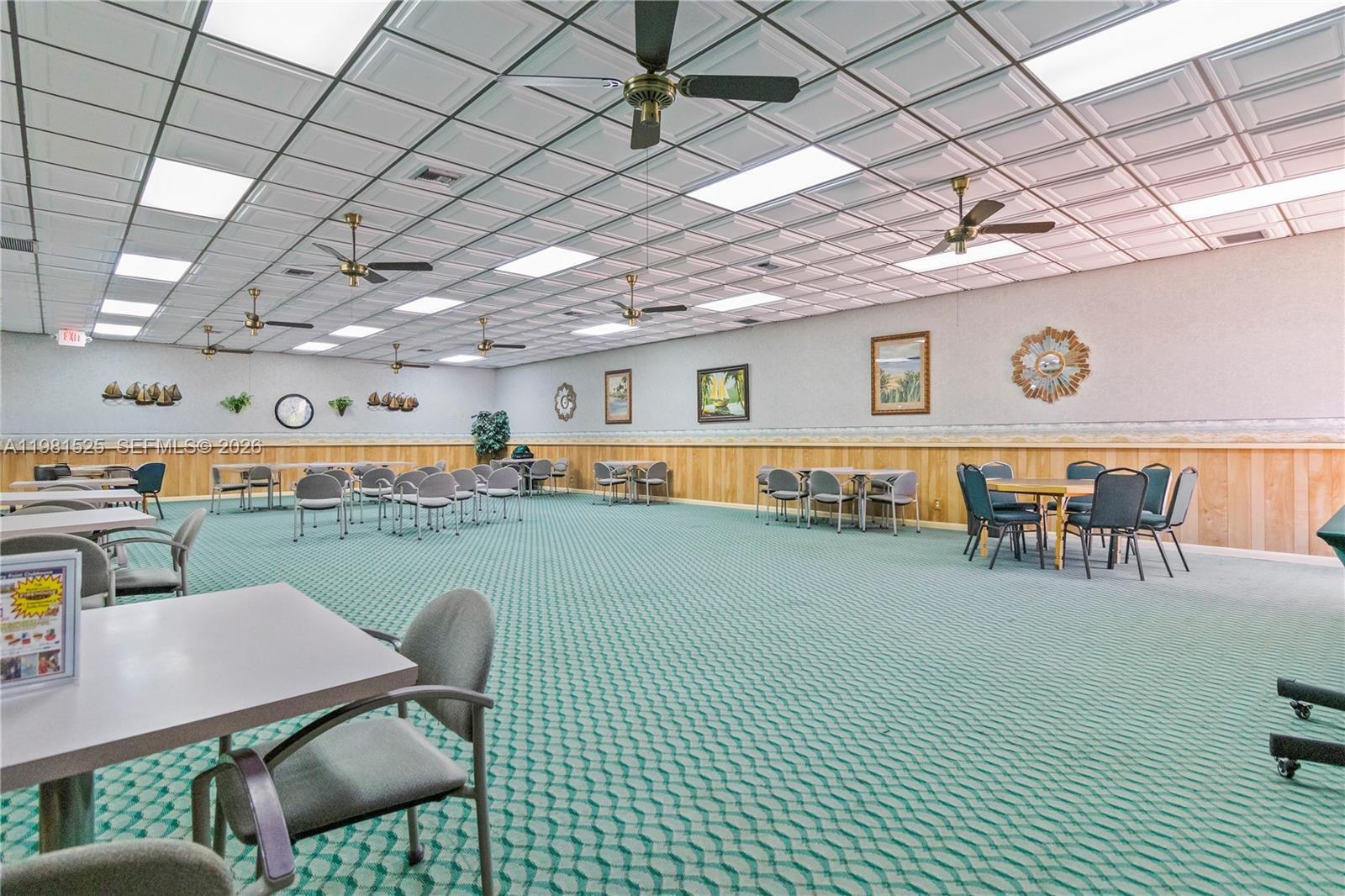 COLONY POINT 3 CONDO - Residential