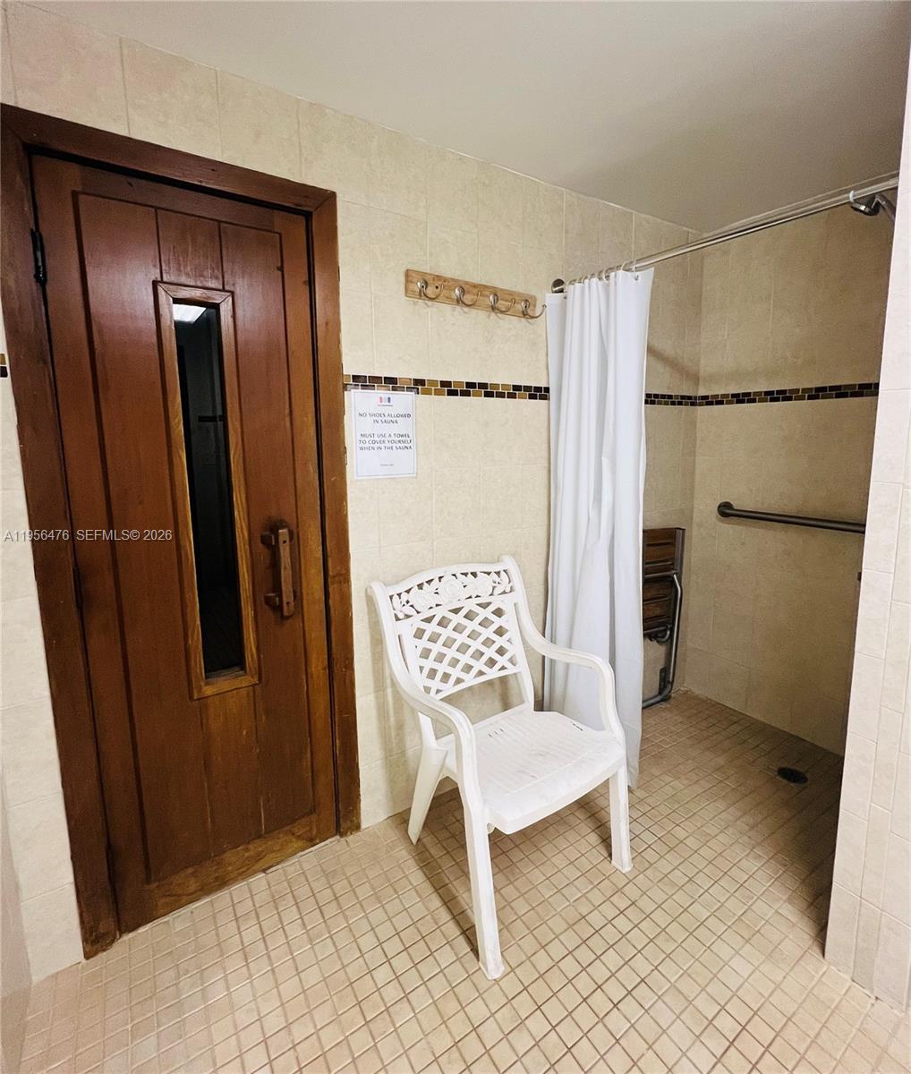 HEMISPHERES CONDO - Residential