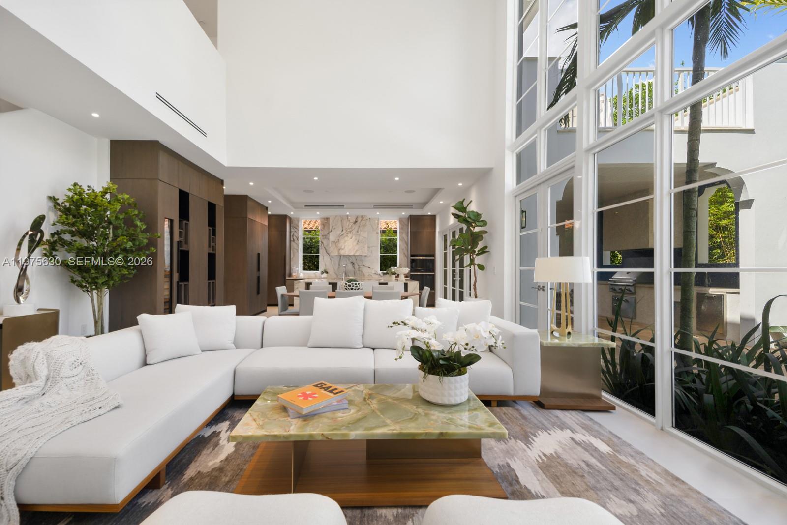 CORAL GROVES - Residential