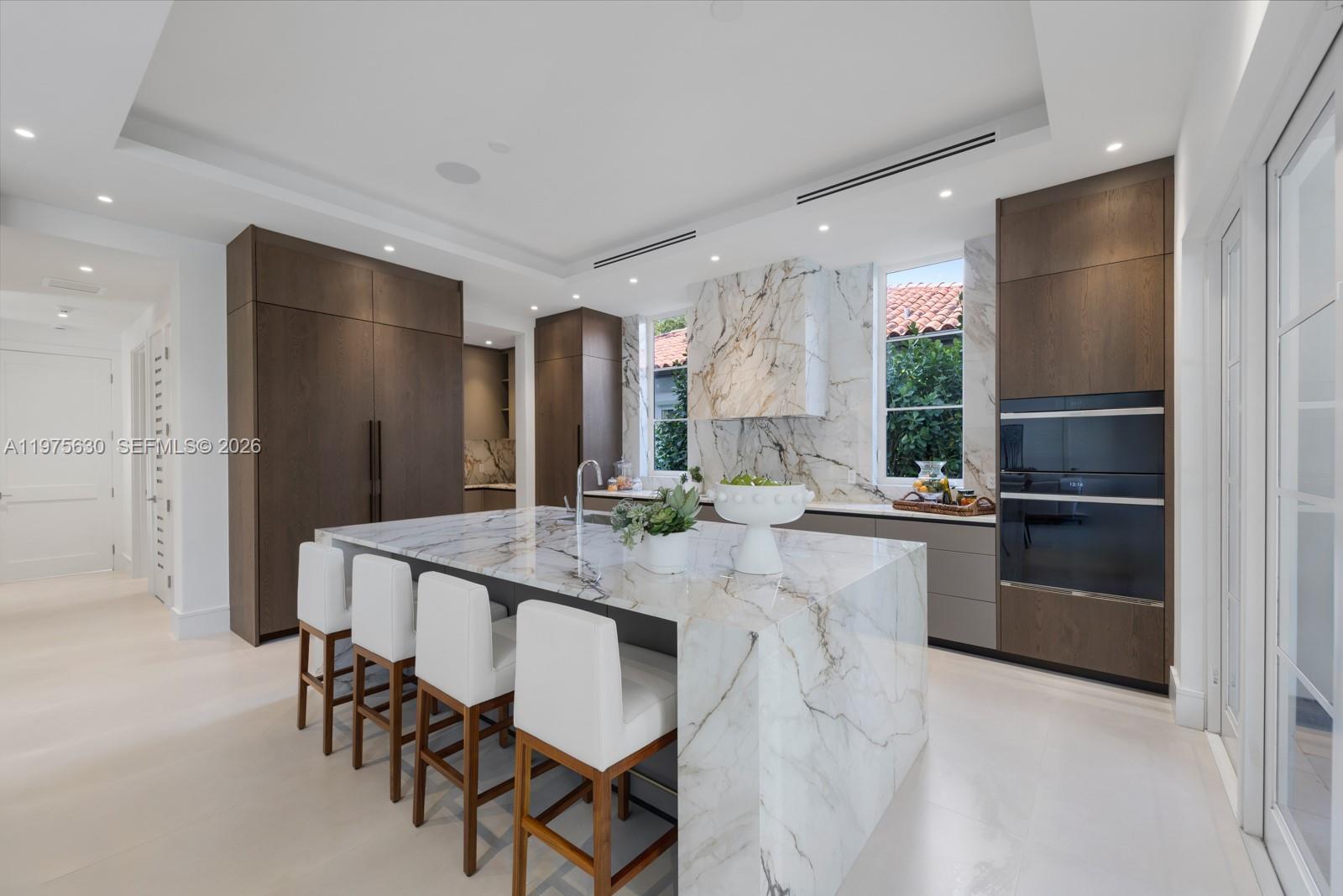 CORAL GROVES - Residential