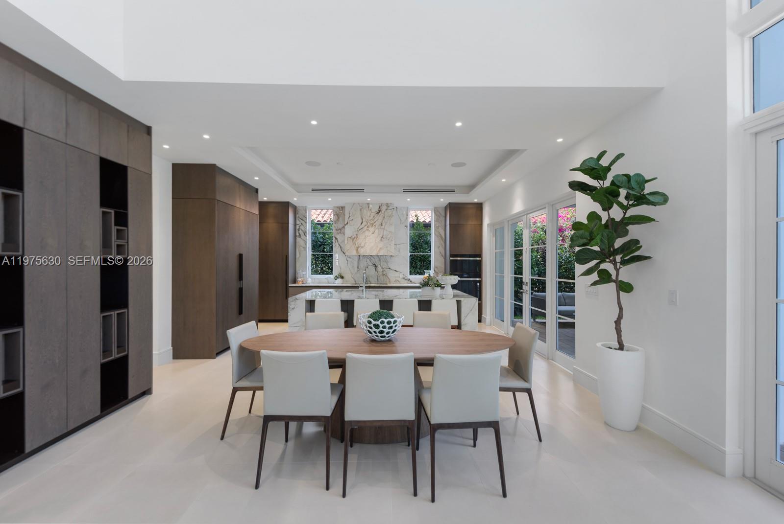 CORAL GROVES - Residential