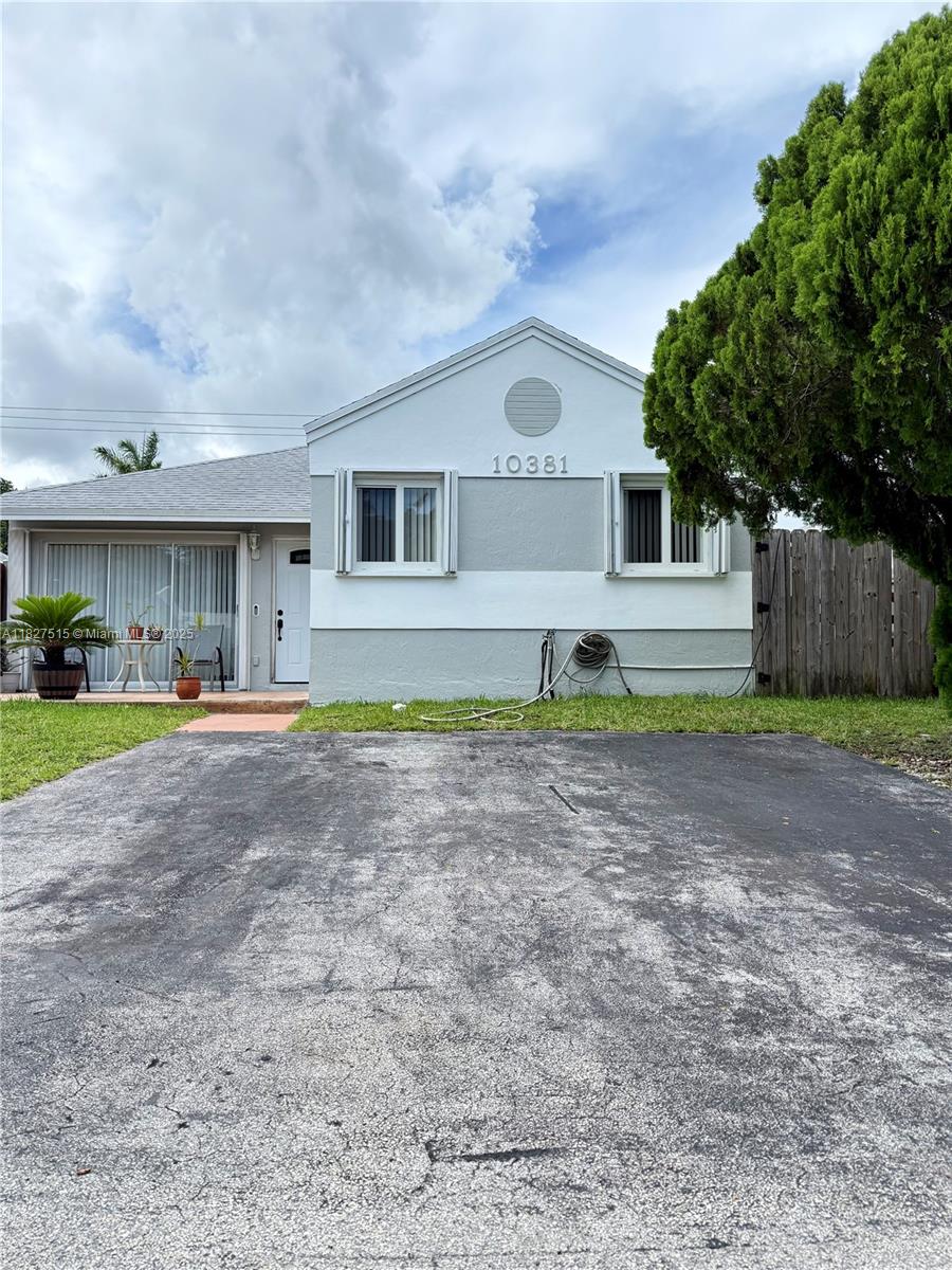 10381 SW 205th Ter