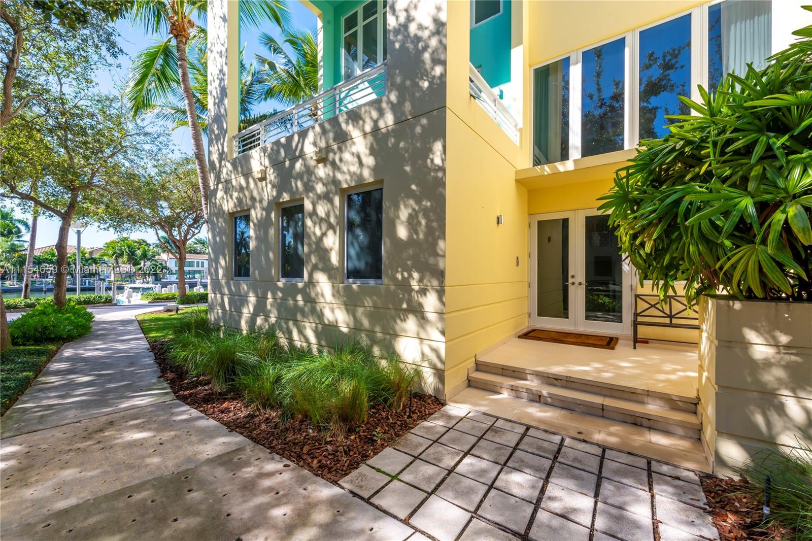 AQUA AT ALLISON ISLAND - Residential