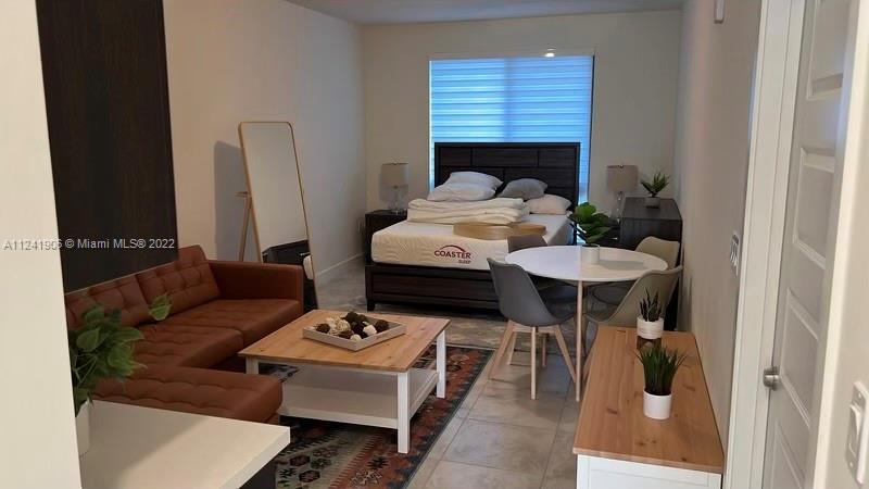 Impeccable furnished efficiency in one of the best communities in Doral, Urbana Residences Condo. High impact windows, concrete block construction, luxury finishes and new contemporary club house are some of the features that make this home the perfect one to have a great living experience. External efficiency with independent entrance with 1 bedroom area plus 1 bath and one assigned parking space.