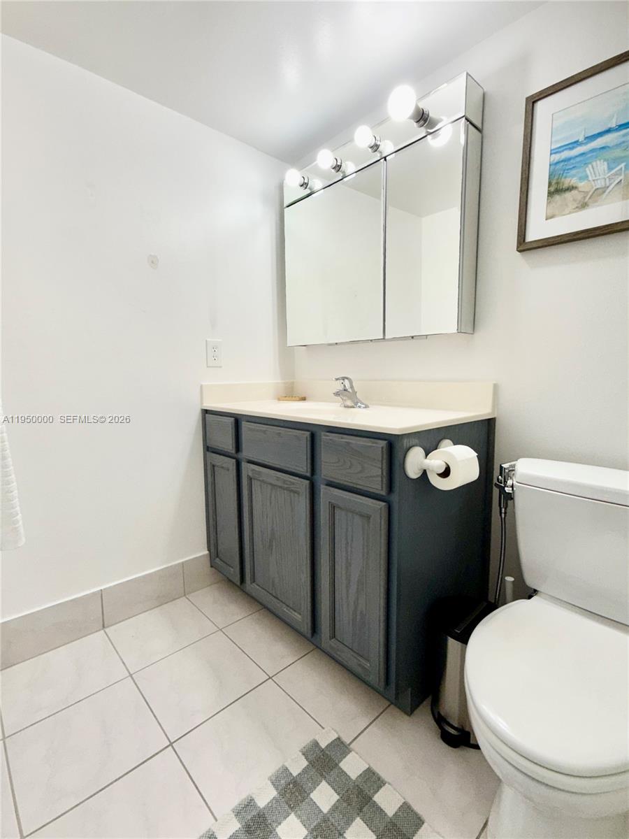 MEADOWBROOK LAKES VIEW - Residential