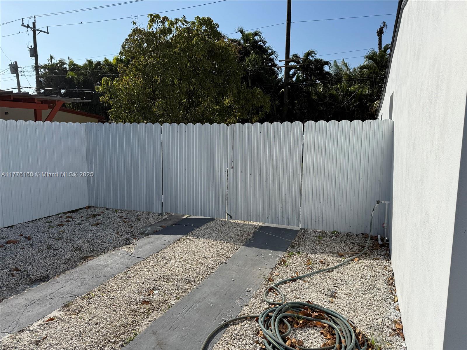 9950 SW 55th St