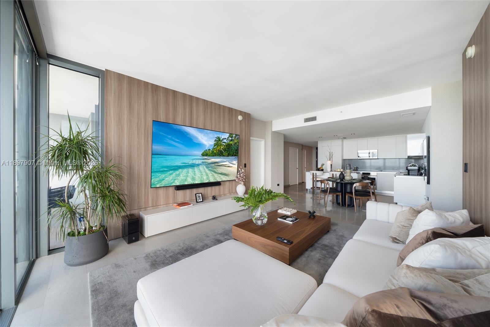 RISE CONDO - Residential