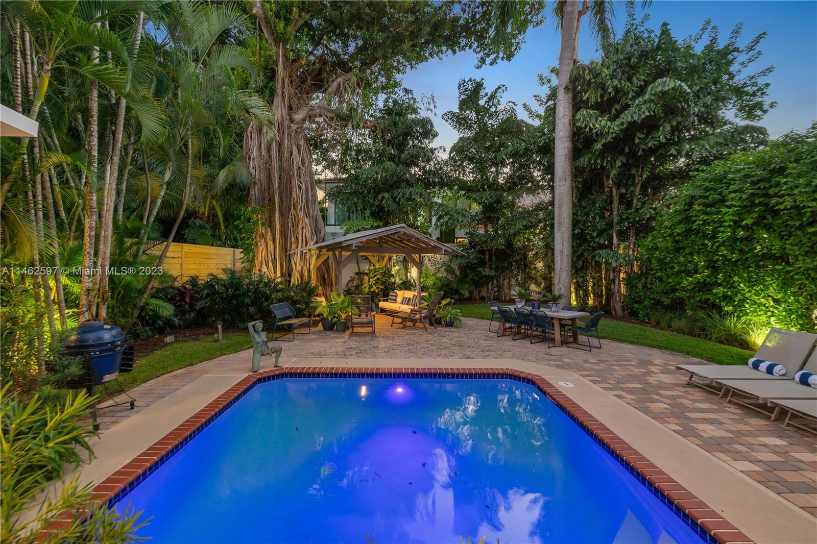 BRICKELL HAMMOCK UNIT NO - Residential