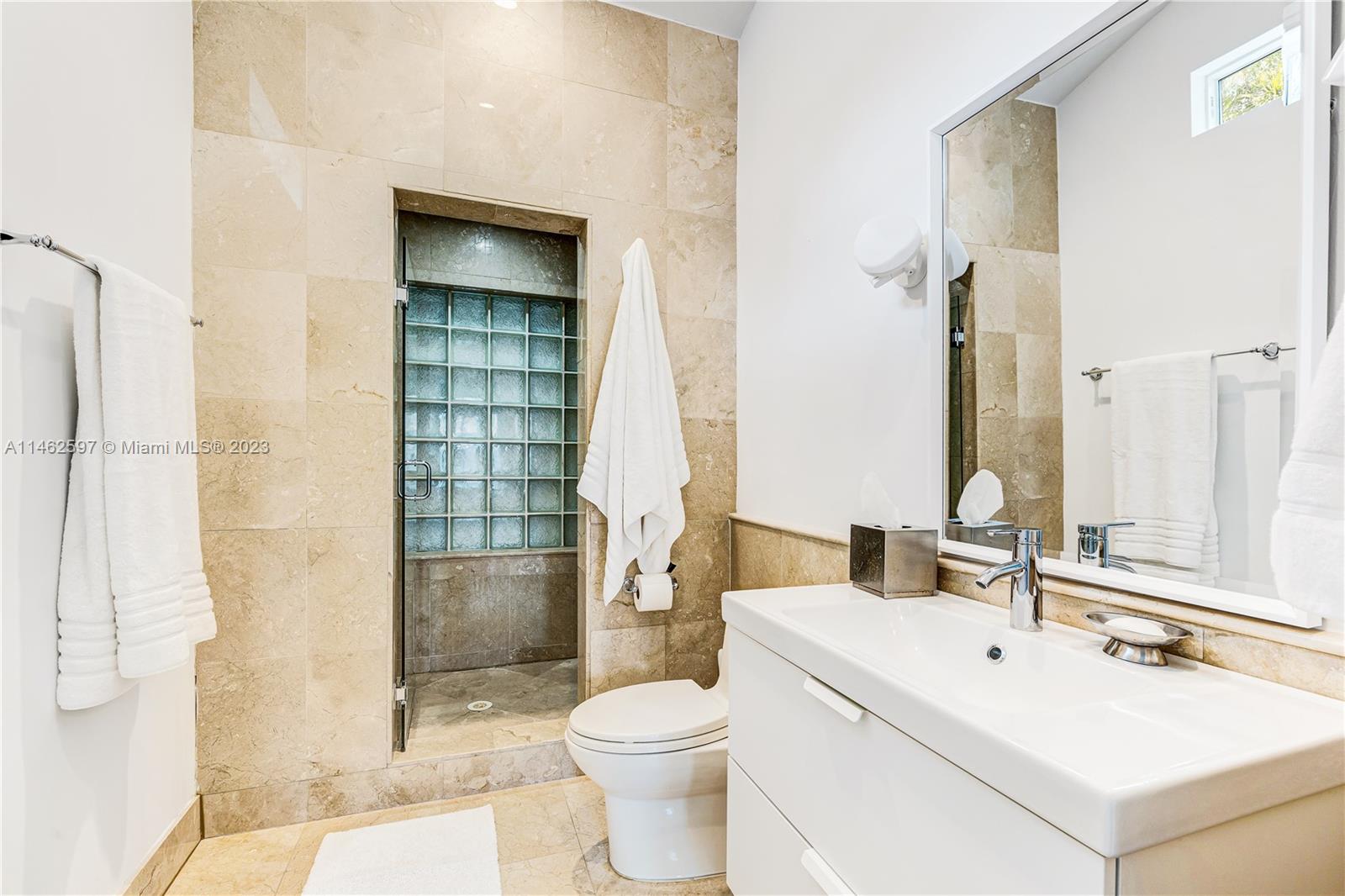 BRICKELL HAMMOCK UNIT NO - Residential