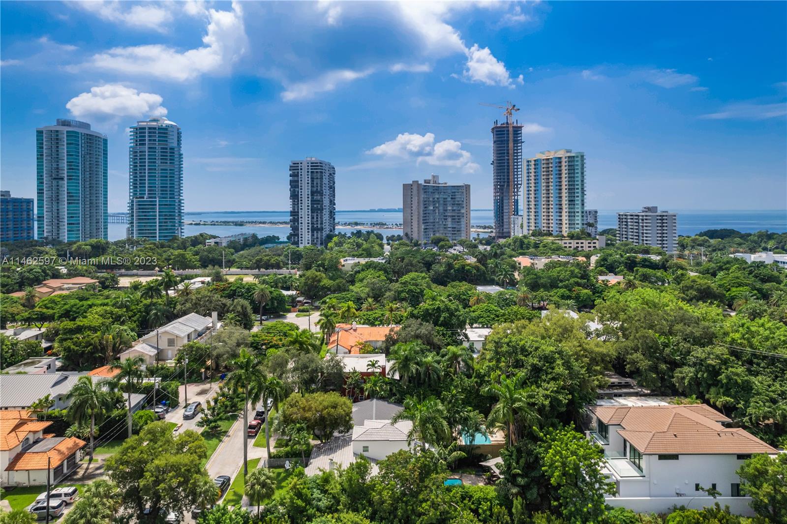 BRICKELL HAMMOCK UNIT NO - Residential