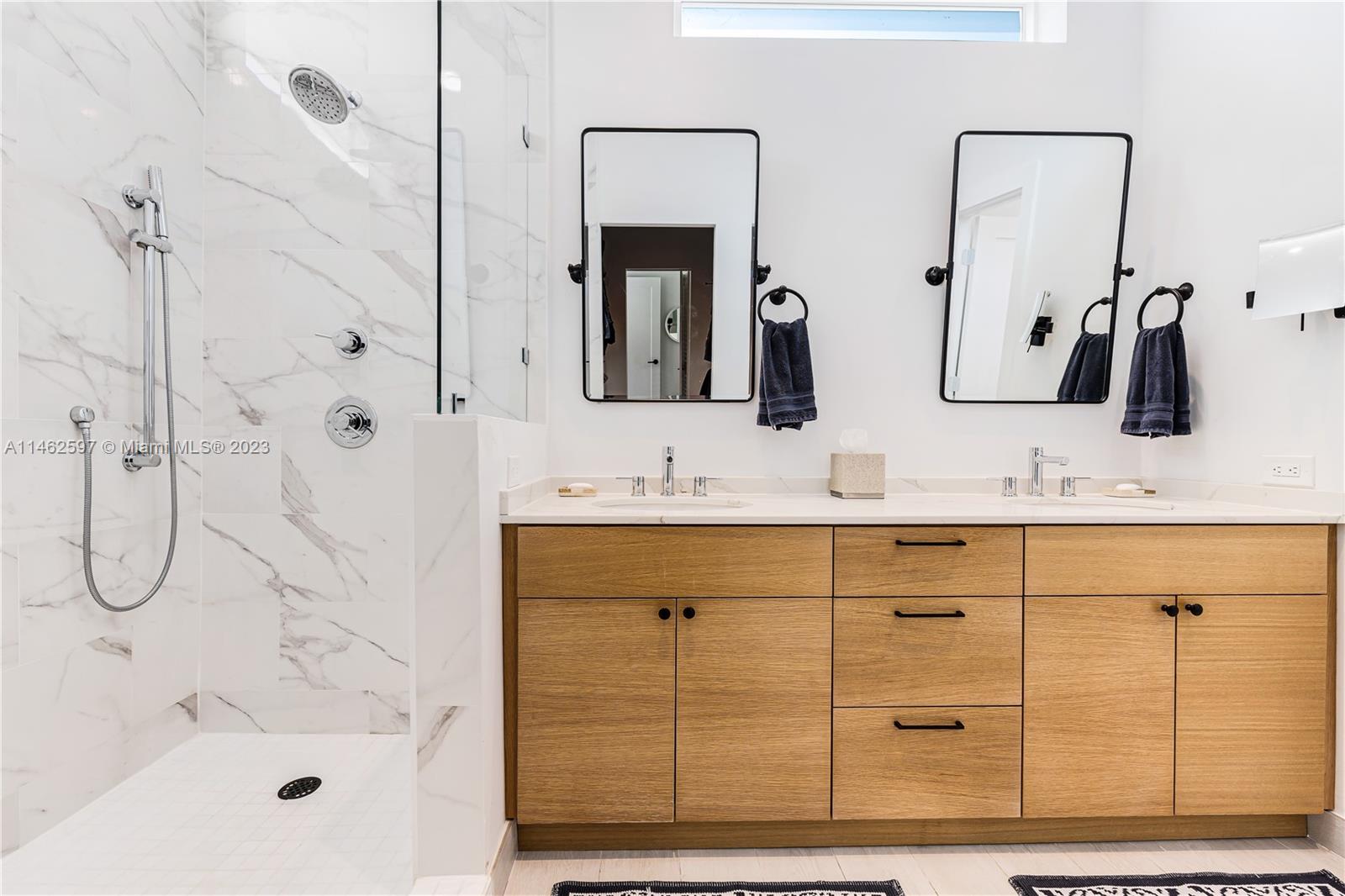 BRICKELL HAMMOCK UNIT NO - Residential