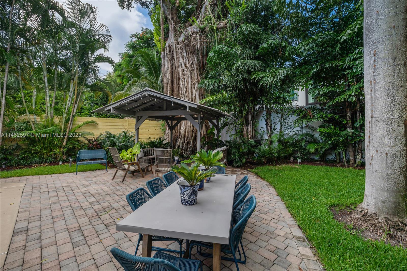 BRICKELL HAMMOCK UNIT NO - Residential