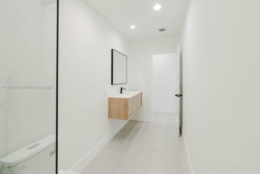 FAIRLAWN ESTS 1ST ADDN - Residential