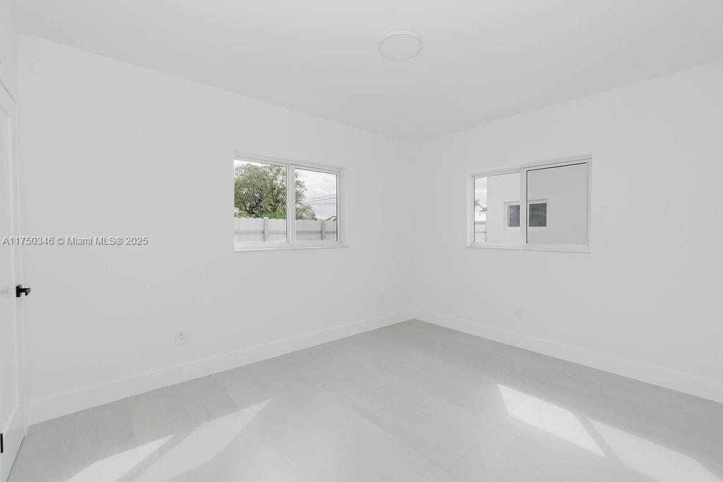 FAIRLAWN ESTS 1ST ADDN - Residential