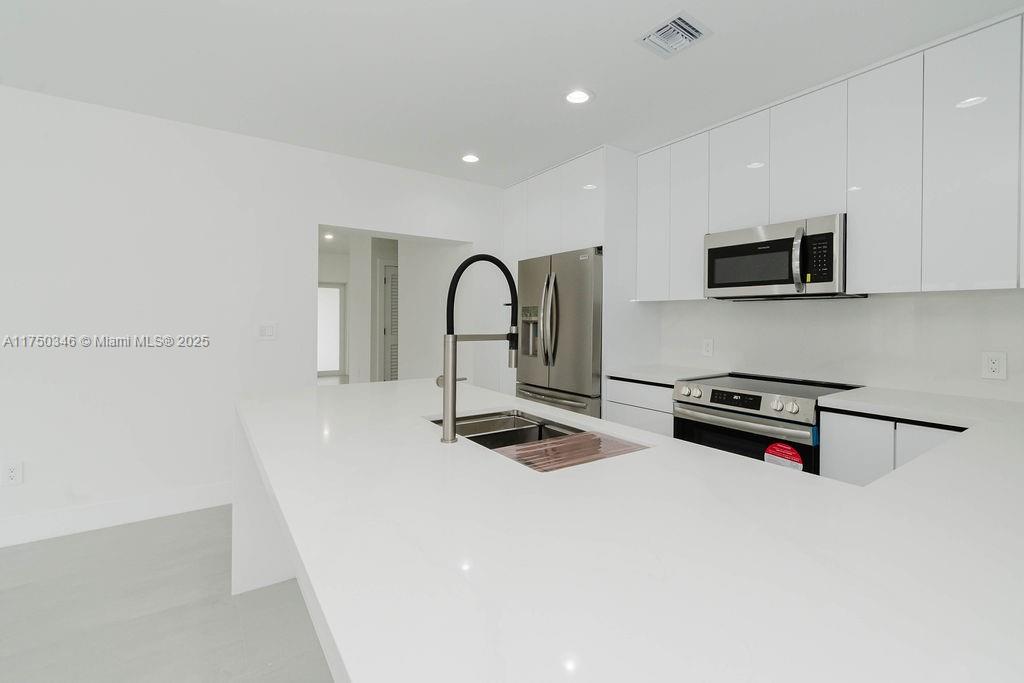 FAIRLAWN ESTS 1ST ADDN - Residential