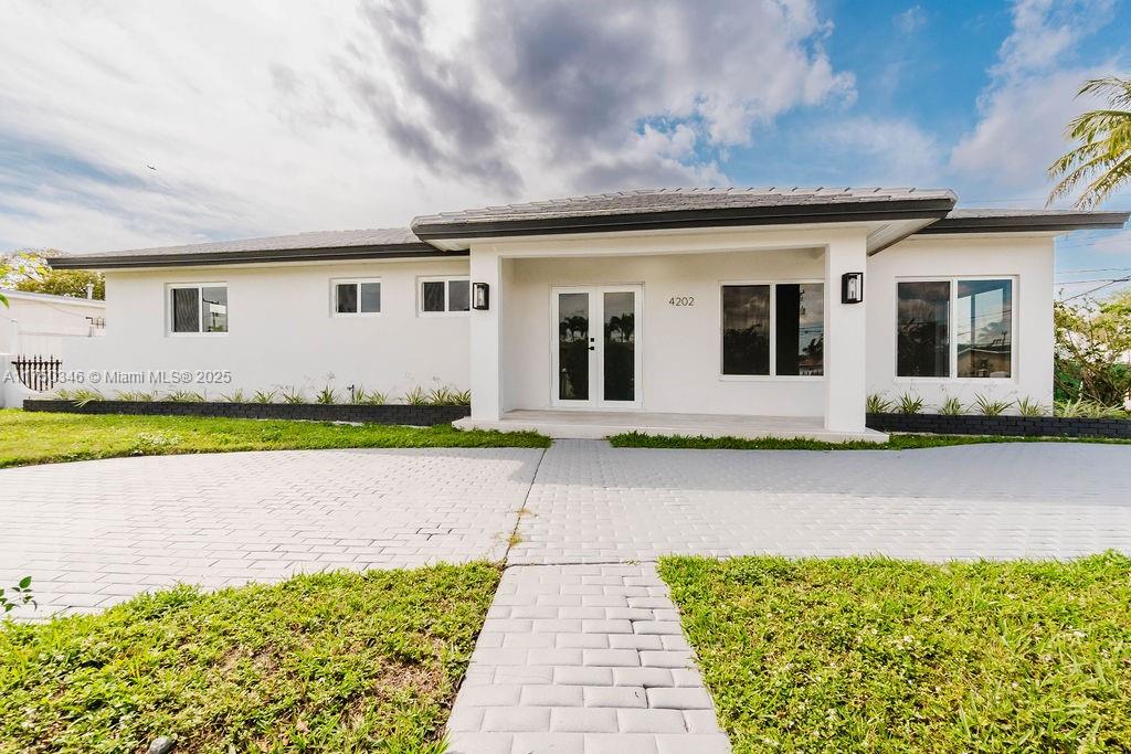 FAIRLAWN ESTS 1ST ADDN - Residential