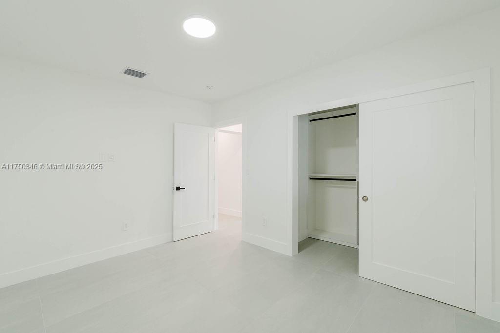 FAIRLAWN ESTS 1ST ADDN - Residential