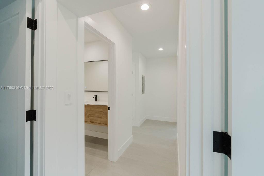 FAIRLAWN ESTS 1ST ADDN - Residential