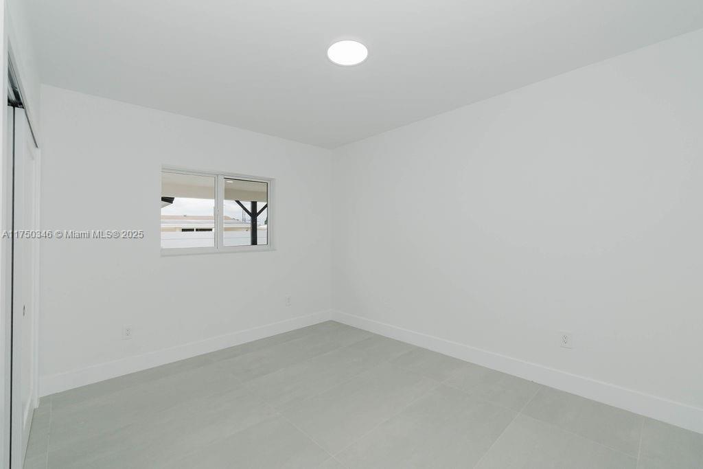 FAIRLAWN ESTS 1ST ADDN - Residential