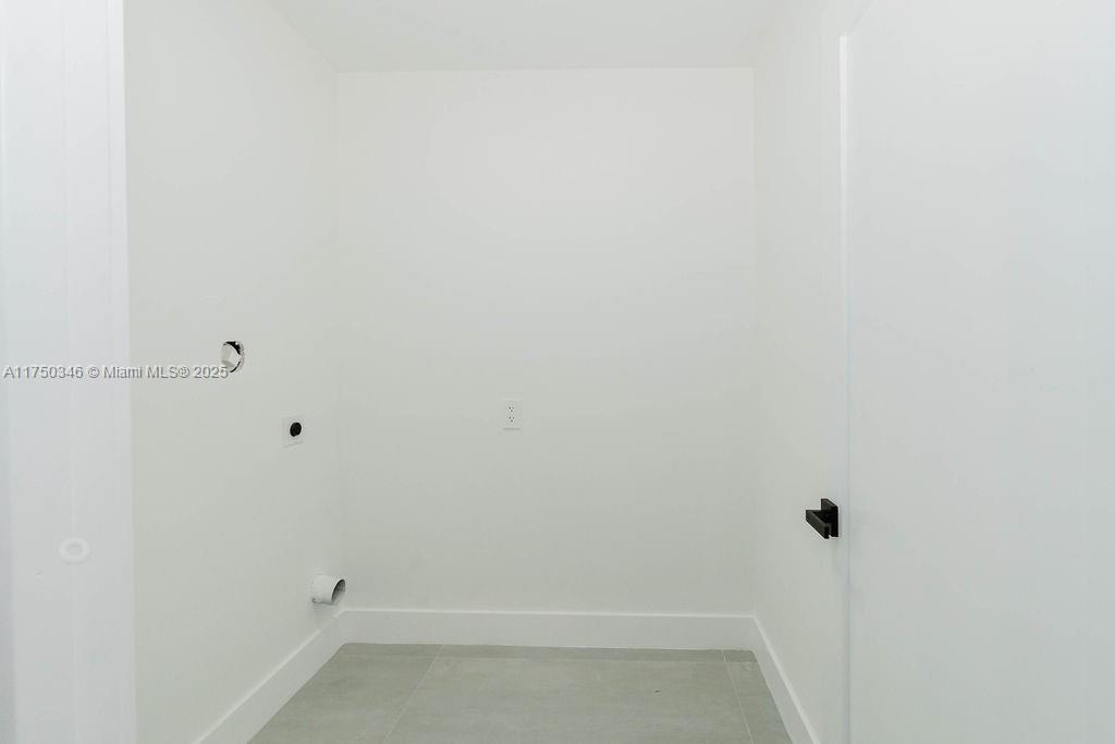 FAIRLAWN ESTS 1ST ADDN - Residential