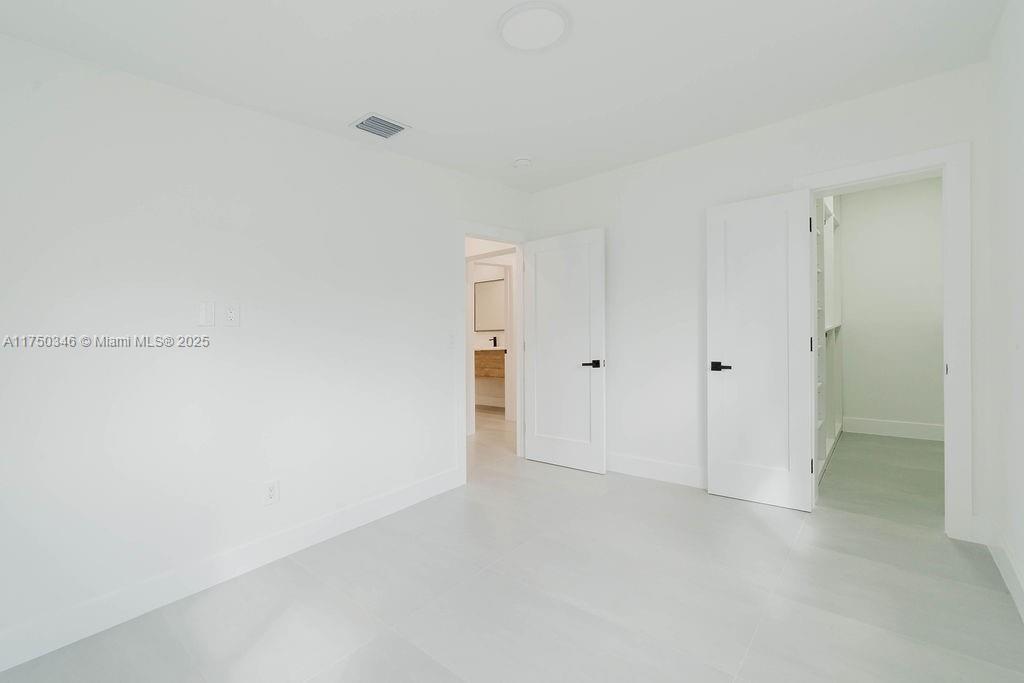 FAIRLAWN ESTS 1ST ADDN - Residential