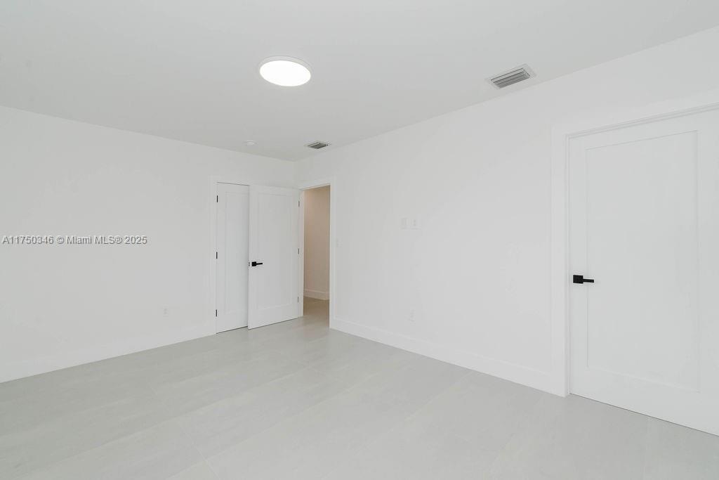 FAIRLAWN ESTS 1ST ADDN - Residential