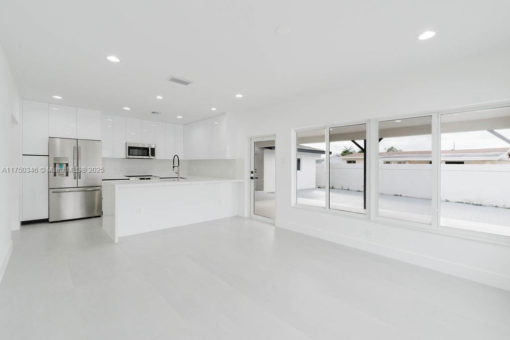 FAIRLAWN ESTS 1ST ADDN - Residential
