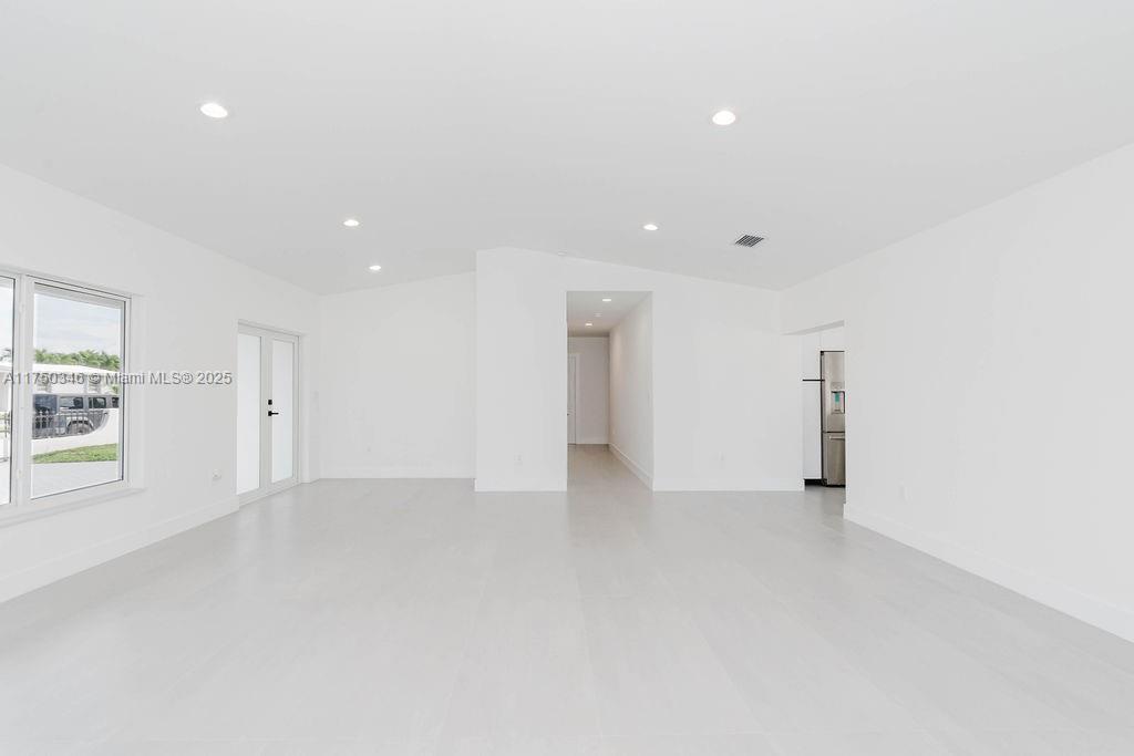FAIRLAWN ESTS 1ST ADDN - Residential