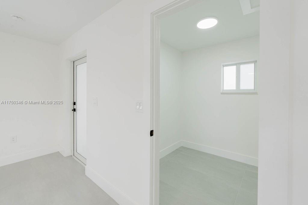 FAIRLAWN ESTS 1ST ADDN - Residential