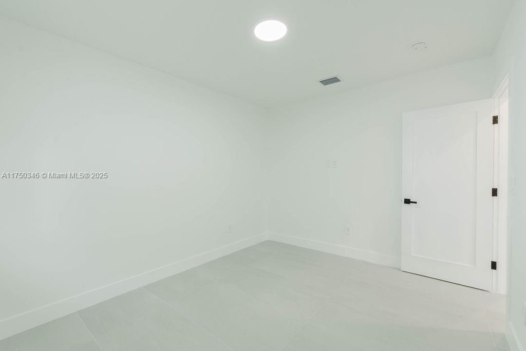 FAIRLAWN ESTS 1ST ADDN - Residential