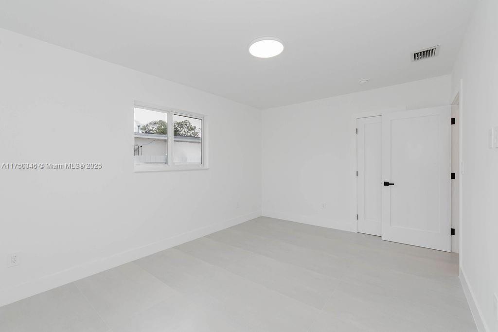 FAIRLAWN ESTS 1ST ADDN - Residential