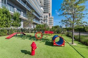 3401 MIDTOWN CONDO - Residential