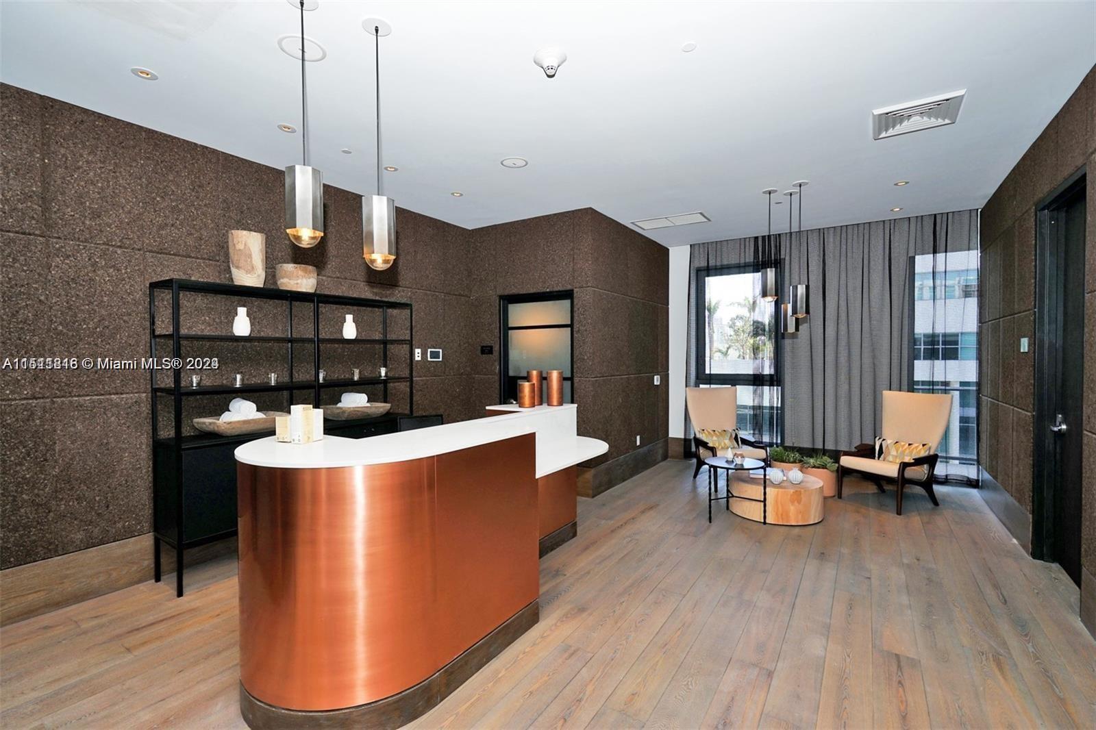 3401 MIDTOWN CONDO - Residential