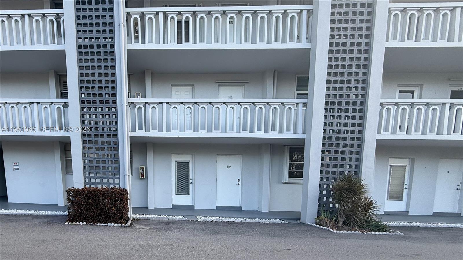 DEERFIELD BEACH GARDENS C - Residential