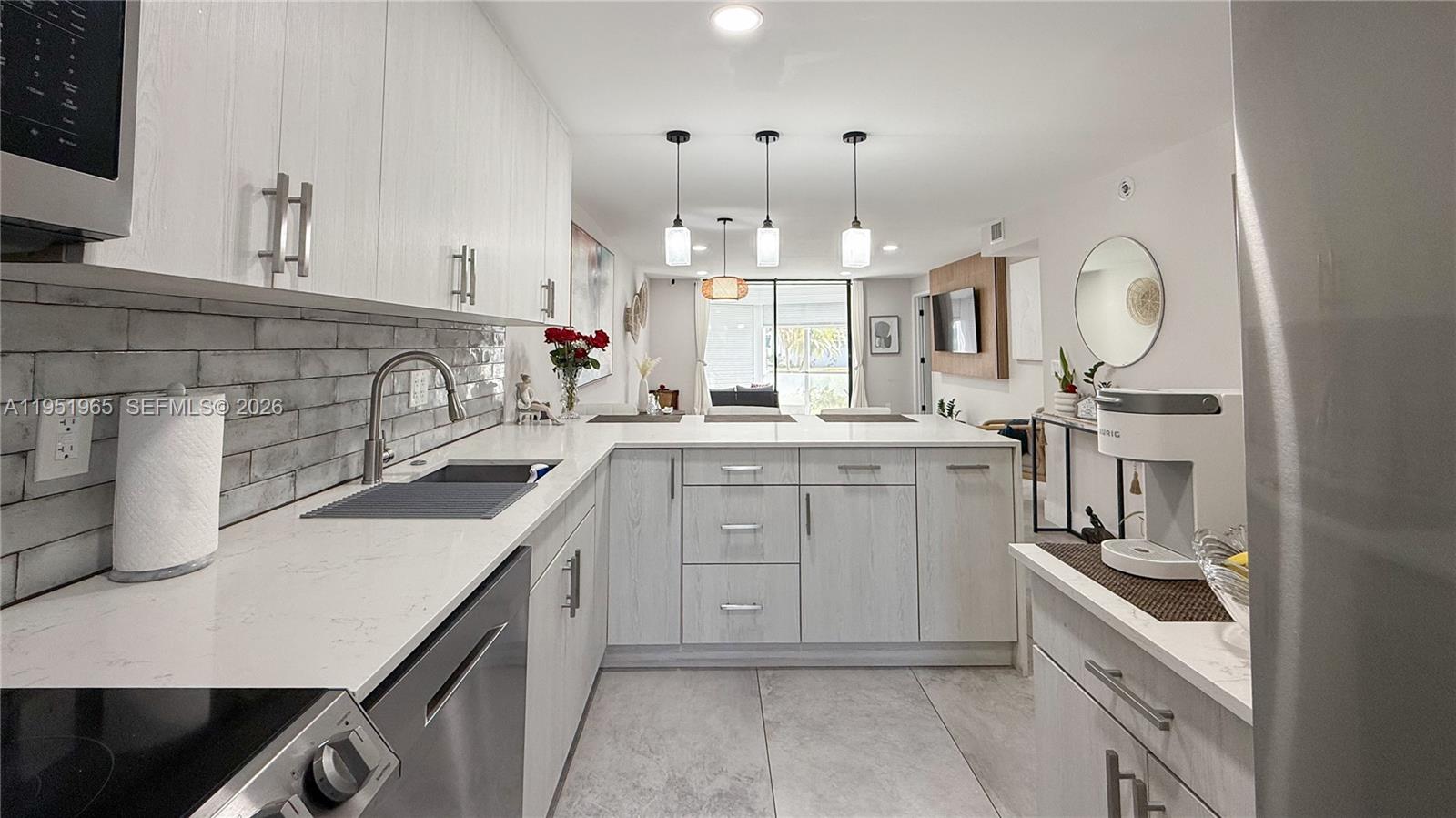 DEERFIELD BEACH GARDENS C - Residential