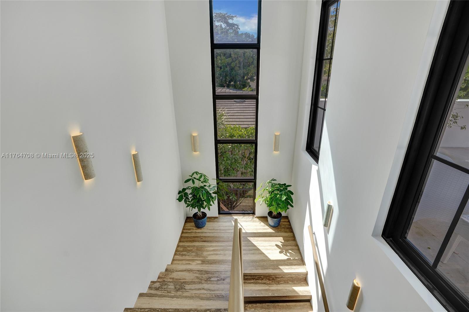 CORAL GABLES GRANADA SEC - Residential