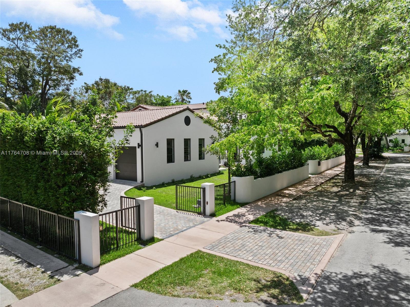 CORAL GABLES GRANADA SEC - Residential