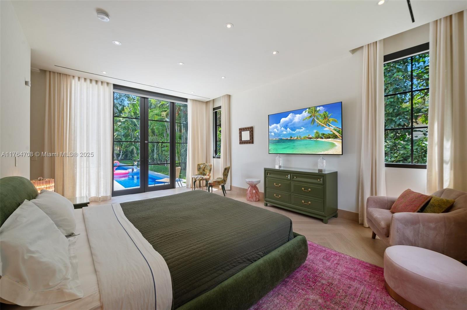 CORAL GABLES GRANADA SEC - Residential
