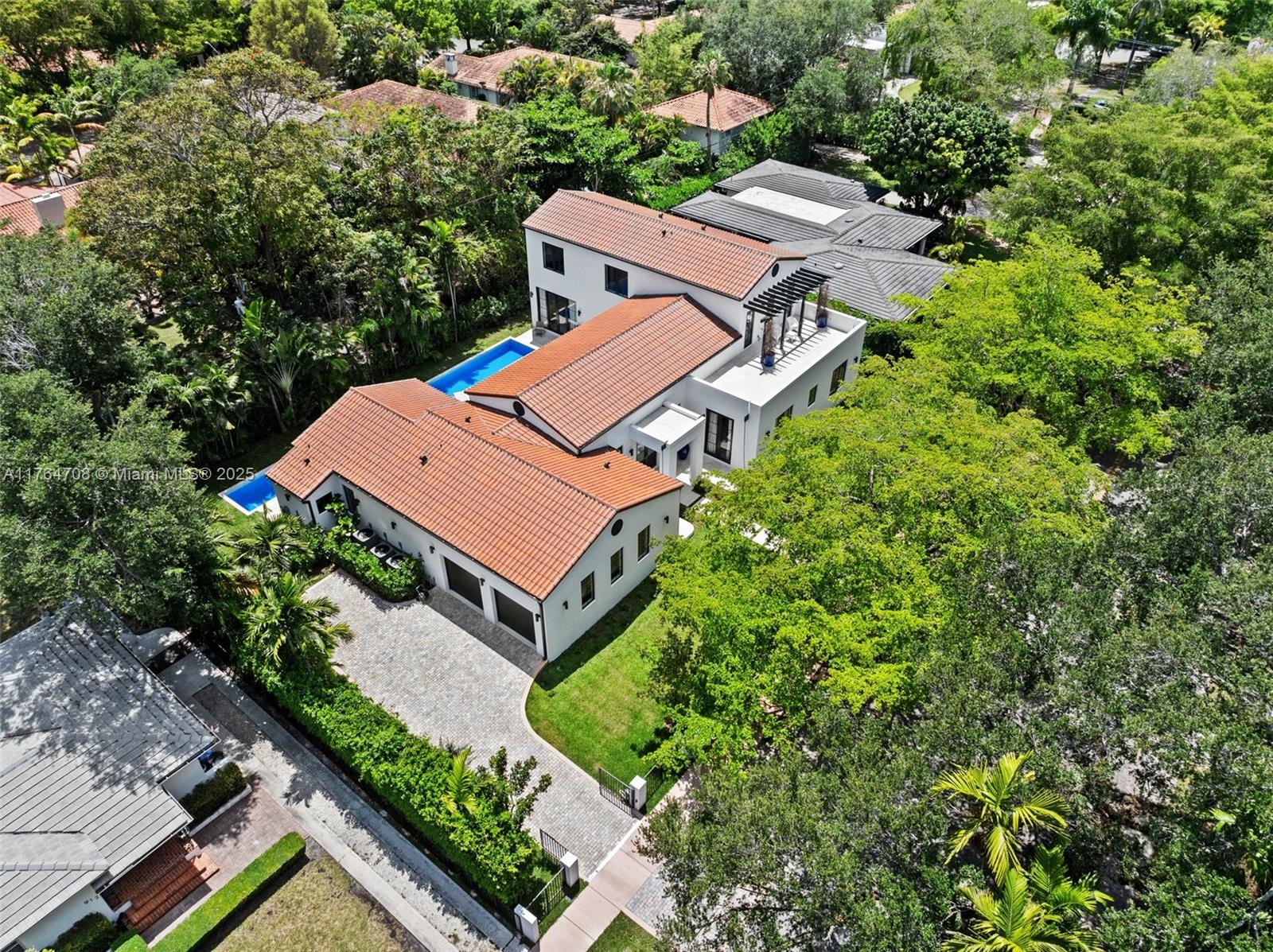 CORAL GABLES GRANADA SEC - Residential