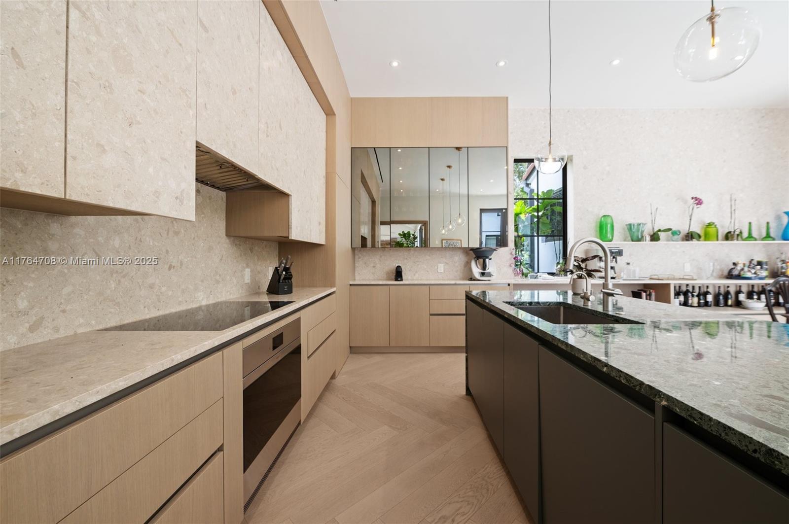 CORAL GABLES GRANADA SEC - Residential