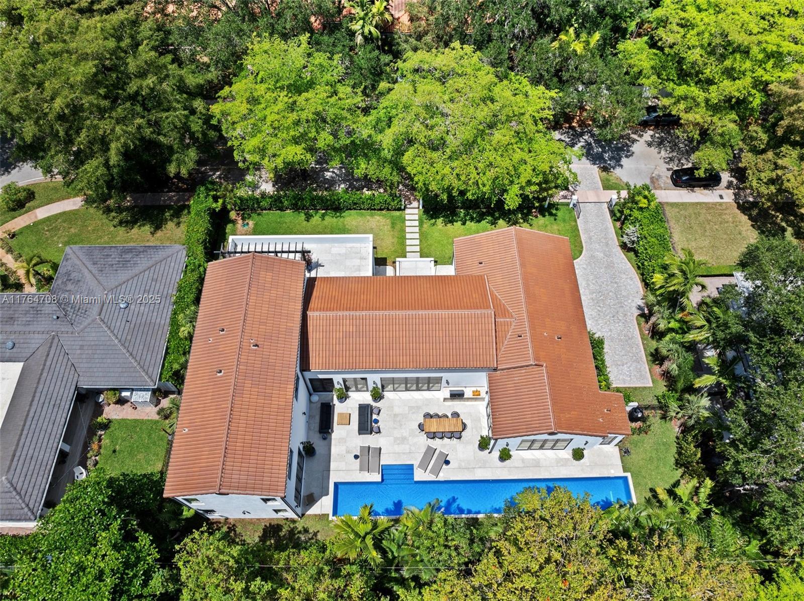 CORAL GABLES GRANADA SEC - Residential